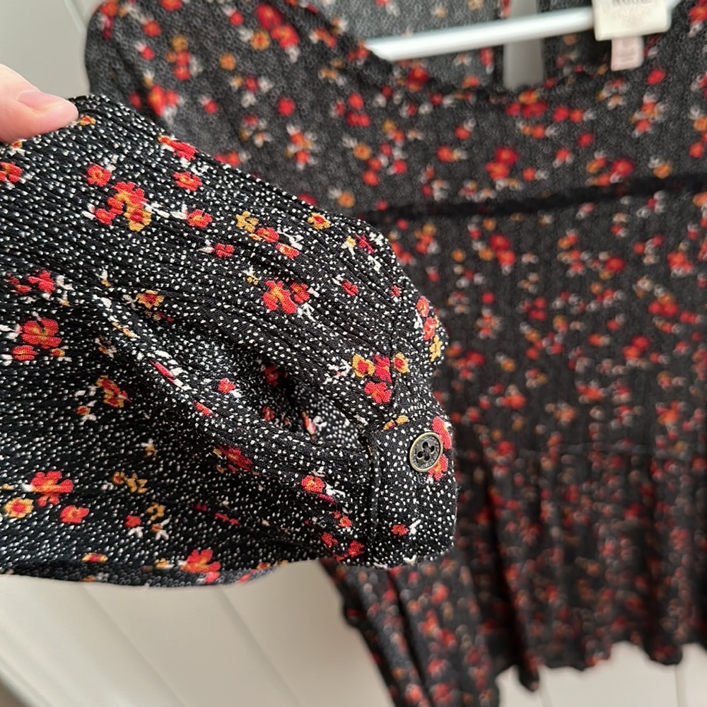 Blouse - Picture 6 of 8